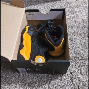 6c Jordan 13 Retro Bumblebee toddler